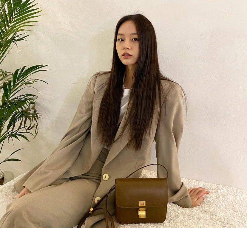 Lee Hyeri (instagram.com/hyeri_0609)