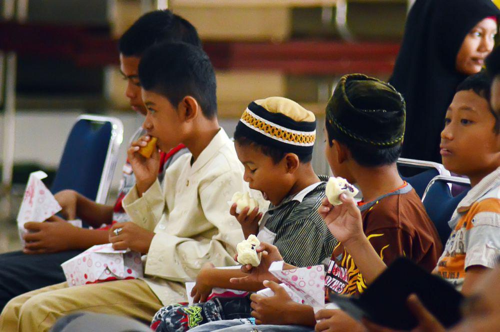 10 Momen Seru Anak-anak 90-an saat Bulan Ramadan, Bikin Nostalgia!