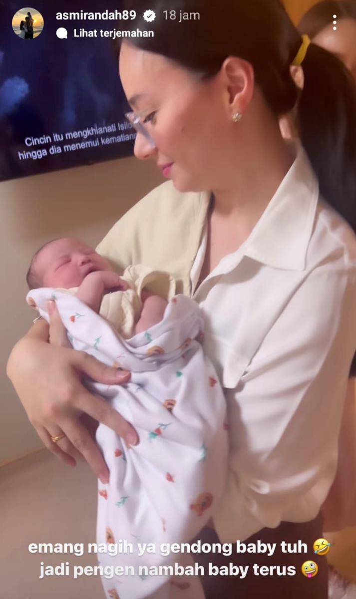 potret Asmirandah jenguk Jessica Mila dan Baby Kyarra (instagram.com/asmirandah89)