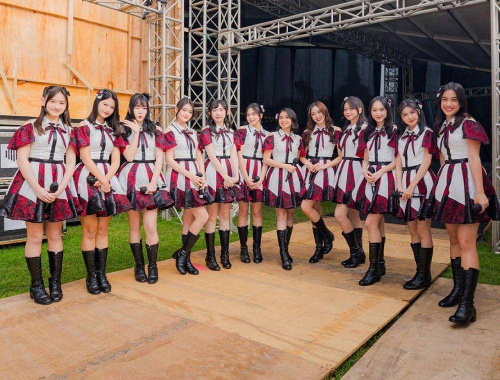 JKT48 (instagram.com/jkt48)