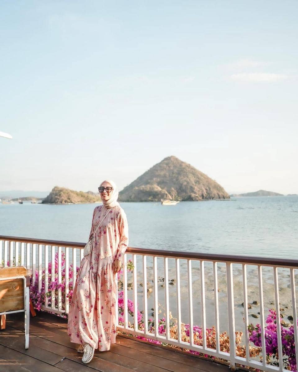 outfit silaturahmi (instagram.com/megaiskanti)