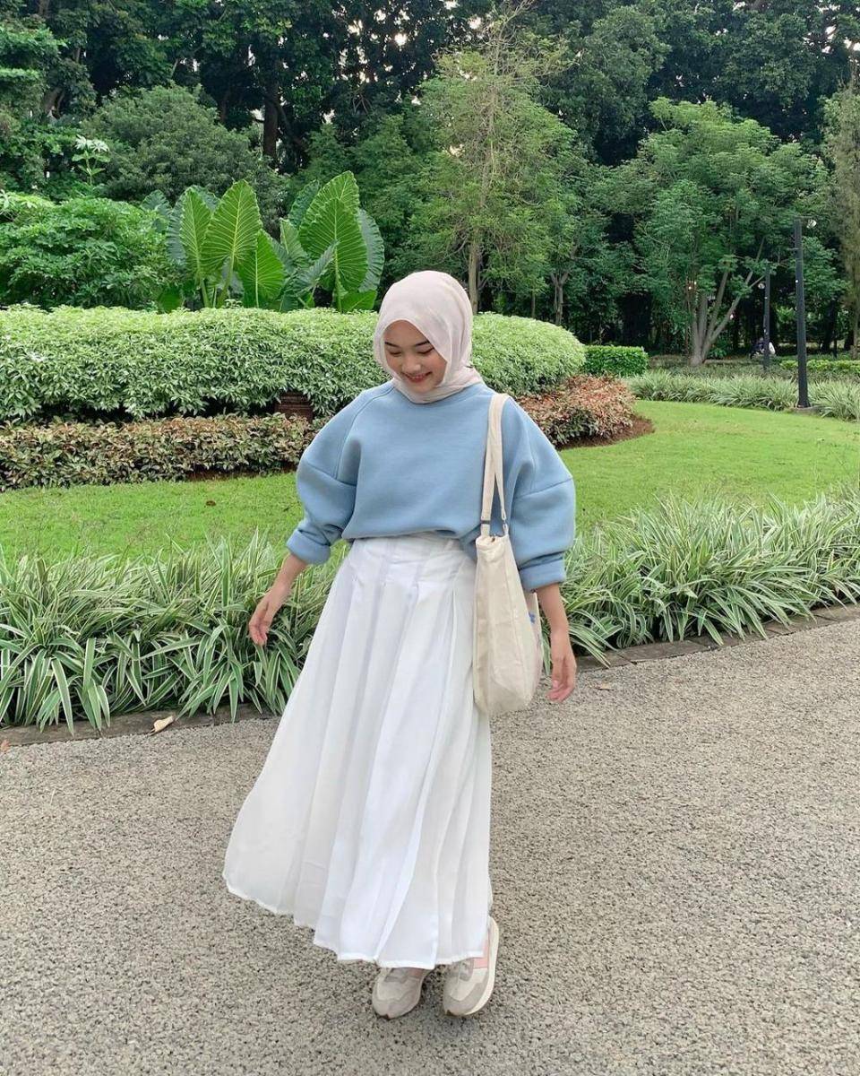 inspirasi OOTD ala Dian (instagram.com/diannn.d)