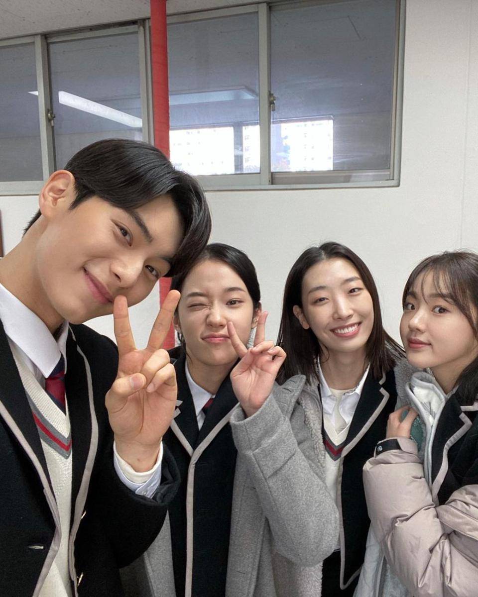 di balik layar drama Crash Course in Romance (instagram.com/djsskrkd)