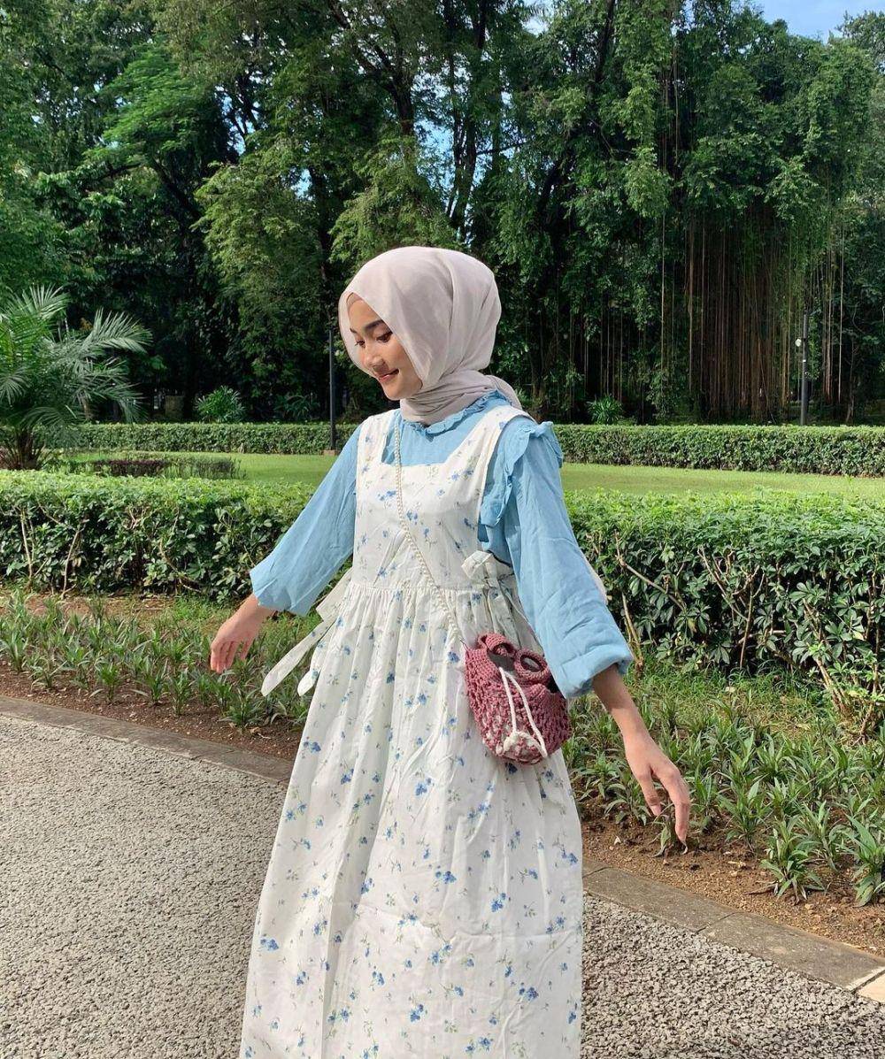 inspirasi OOTD ala Dian (instagram.com/diannn.d)