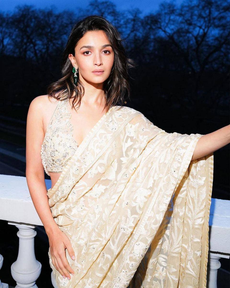 Alia Bhatt (instagram.com/aliaabhatt)