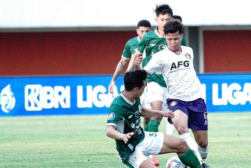 Persik dalam laga menghadapi PSS Sleman pada putaran pertama Liga 1 2023/2024. (instagram.com/persikfcofficial)