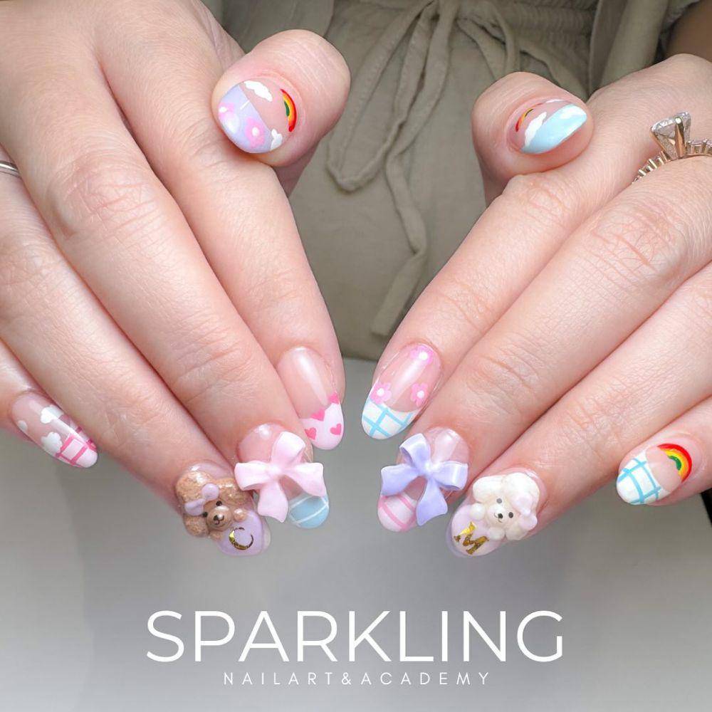 3D nail art di Sparkling Nail Art & Academy Surabaya. Instagram/sparklingnail