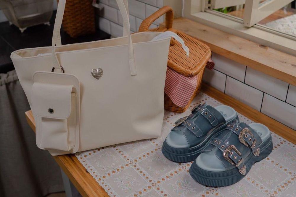 Modal Receh, Pasangan Ini Jual Ratusan Ribu Sepatu per Tahun