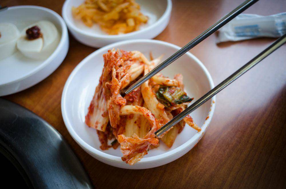 kimchi (pexels.com/makafood)