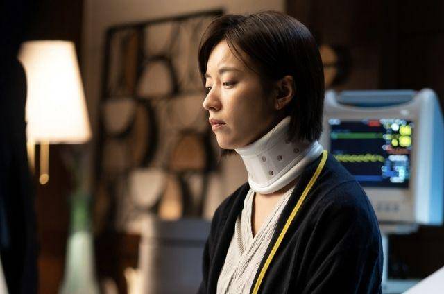 cuplikan Han Hyo Joo di drakor Blood Free (dok. Disney+ Korea/지배종)