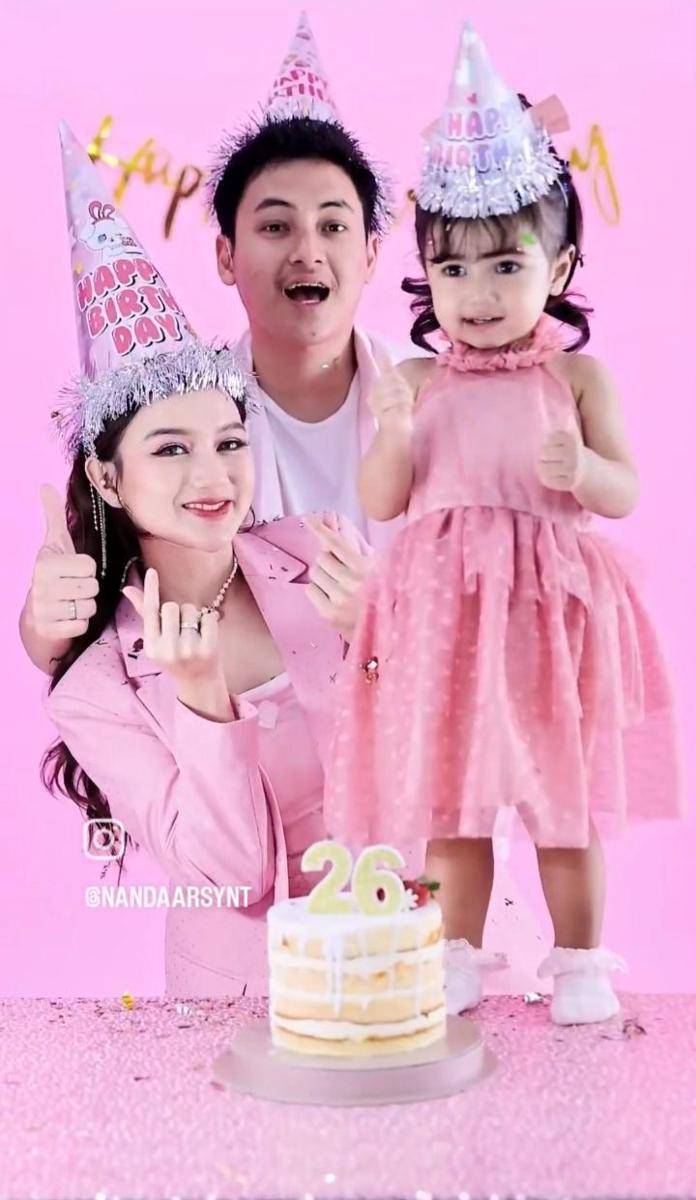Nanda Arsyinta ulang tahun (Instagram.com/nandaarsynt)