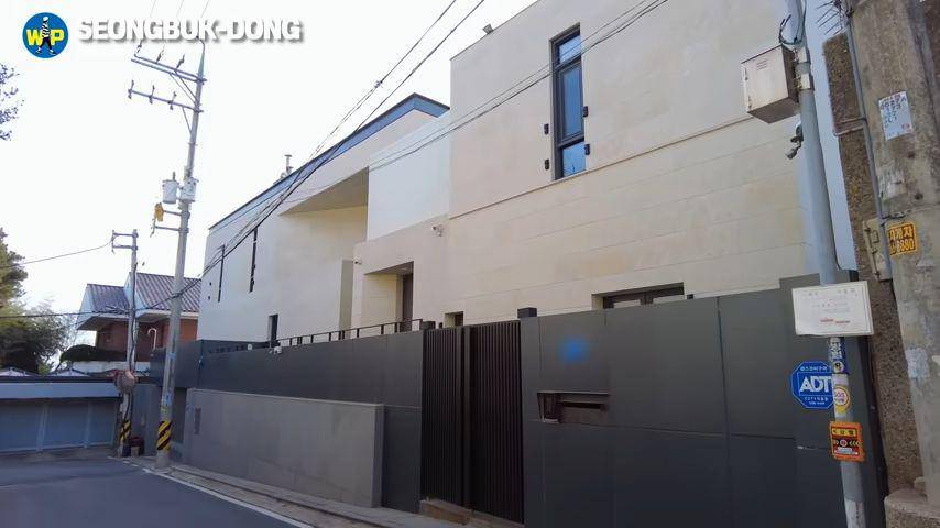 potret rumah Lisa BLACKPINK (youtube.com/wanderplanet)