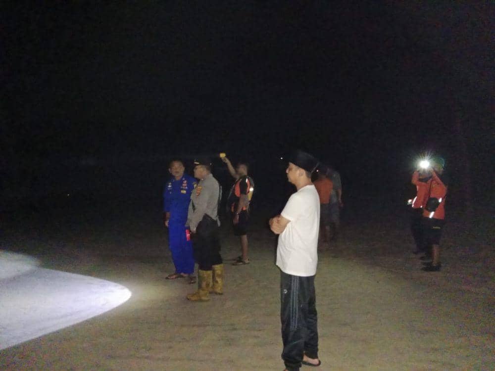 Pencarian MRI di Pantai Biha. (IDN Times/Istimewa)