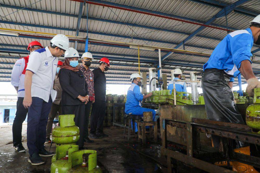 Pemkab Sleman melakukan pemantauan ketersediaan LPG dan BBM. (Dok. Istimewa)