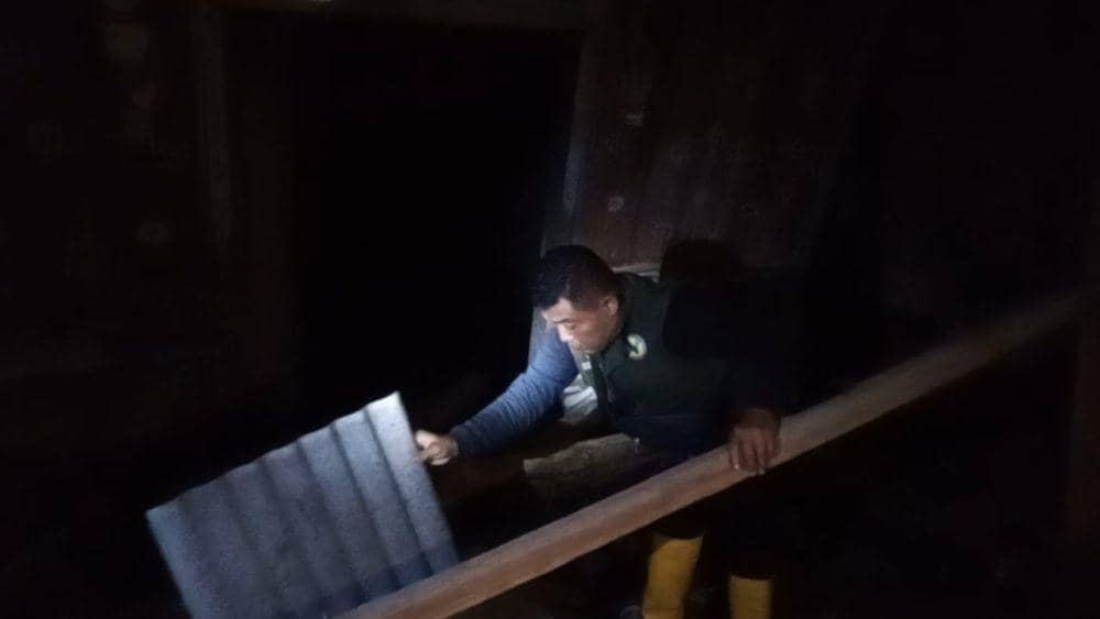 Banjir bandang terjang Desa Kenongorejo, Kecamatan Pilangkenceng, Kabupaten Madiun Jawa Timur. Akibtanya 53 rumah dilaporkan rusak ringan hingga berat. IDN Times/ Istimewa