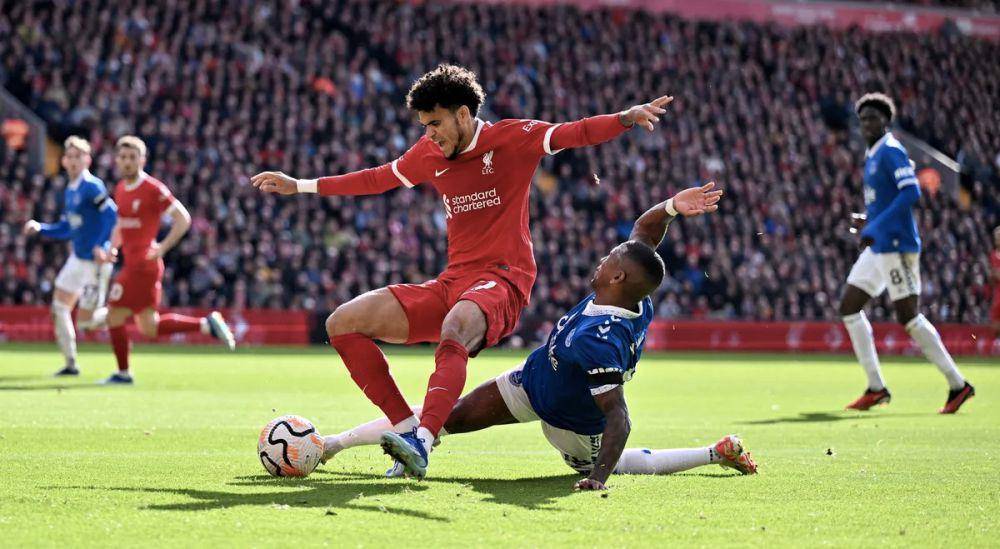 Liverpool melawan Everton pada paruh pertama EPL 2023/2024. (premierleague.com)