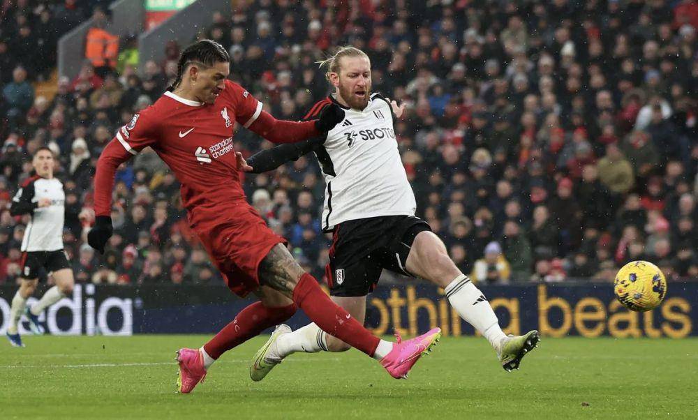Liverpool melawan Fulham pada paruh pertama EPL 2023/2024. (premierleague.com)