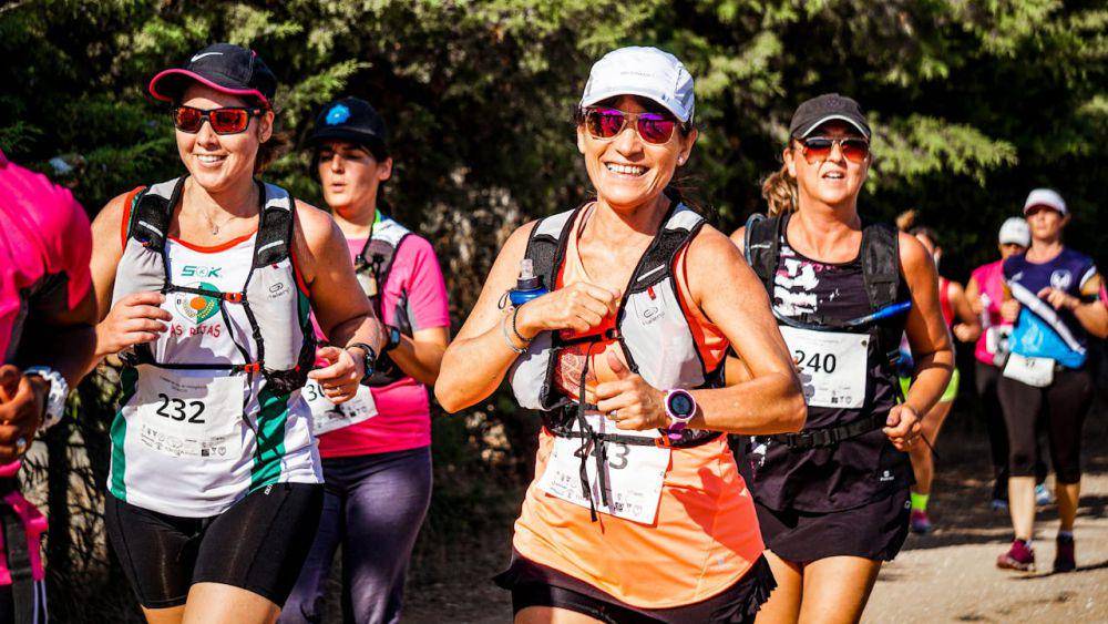 potret wanita yang menggunakan kacamata polarized (pexels.com/RUN 4 FFWPU)