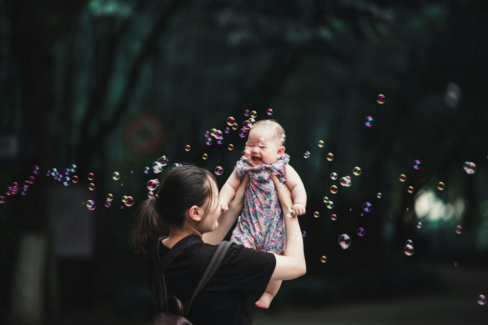 30 Pertanyaan untuk Interview Babysitter, Harus Detail Supaya Tepat!