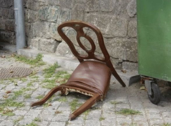 potret kursi terlihat capek (reddit.com/ThereIsNoDriver)