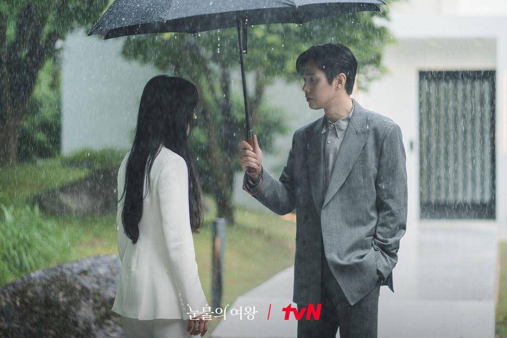 Cuplikan drama Queen of Tears (dok. tvN/Queen of Tears)