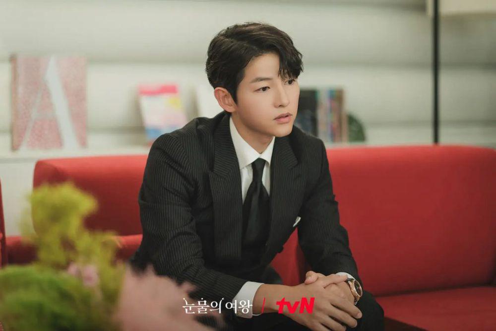 7 Fakta Peran Song Joong Ki di Drama Queen of Tears