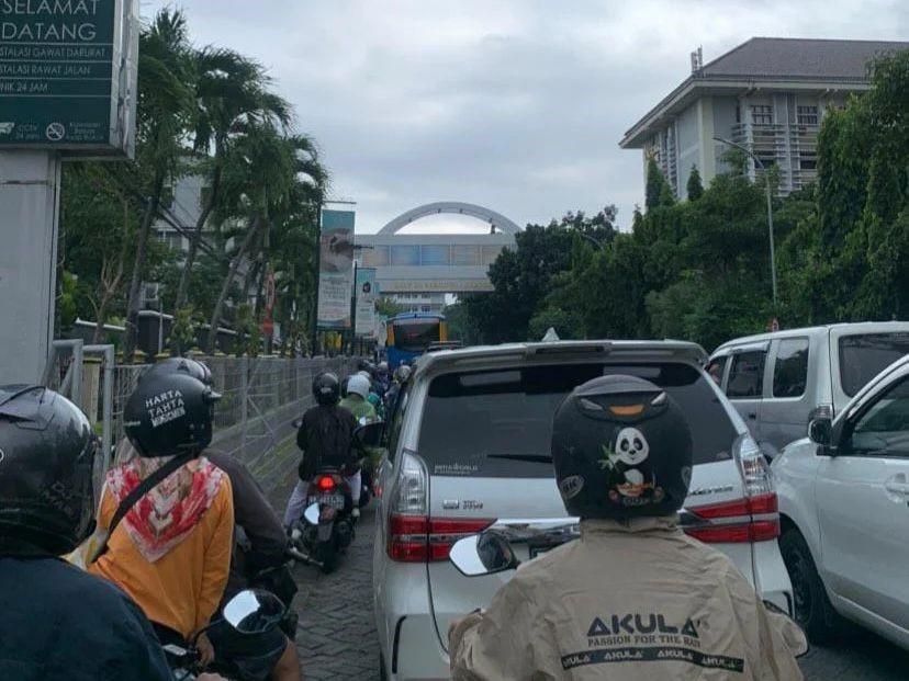 Viral Macet RSUP Dr. Sardjito, Diklaim Bukan Gegara Parkir E-Money
