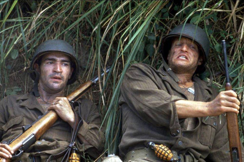cuplikan adegan dalam film The Thin Red Line (dok. Fox 2000 Pictures/The Thin Red Line)