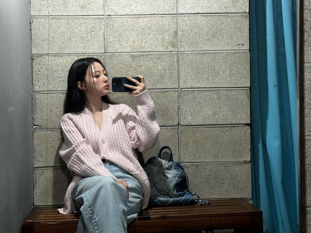 OOTD dan Makeup Song Ha Yoon (instagram.com/hayoonsong1202)