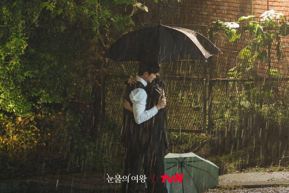 Still cut drama Queen of Tears (instagram.com/tvn_drama)