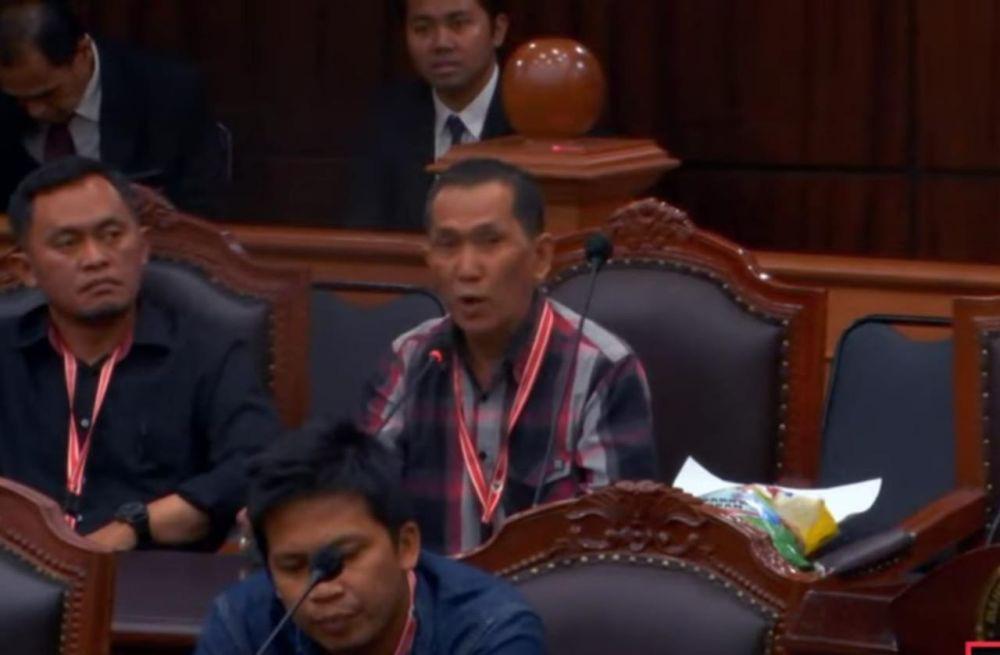 Saksi 03 Bawa Bukti Beras Bulog Berlogo Prabowo-Gibran di Sidang MK