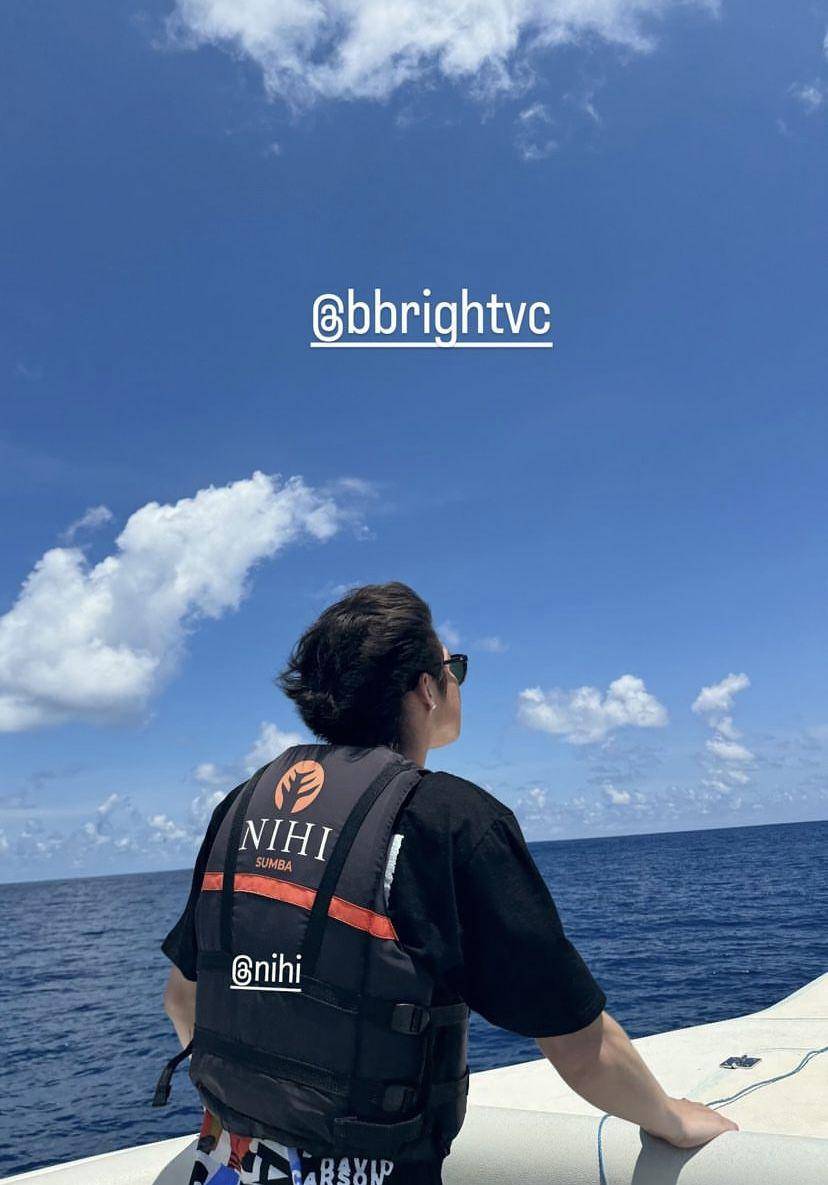potret Bright Vachirawit liburan di Pulau Sumba (instagram.com/theycallme.jake)