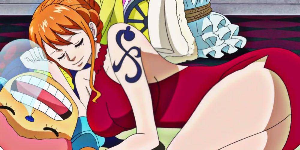 Nami tampil memukau dengan gaun turtleneck (dok. Toei Animation/One Piece)