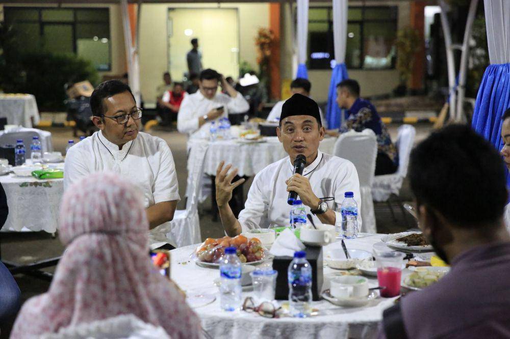 LPDB-KUMKM juga bekerja sama dengan Ikatan Akuntan Indonesia (IA) dalam mengembangkan Standar Akuntansi Koperasi di Indonesia, sebagai upaya untuk meningkatkan transparansi dan akuntabilitas dalam pengelolaan dana bergulir. (Dok. LPDB)