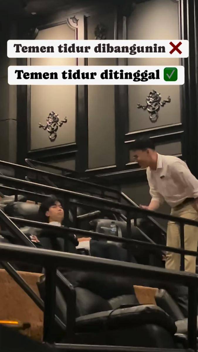 potret Vidi Aldiano kena prank sahabatnya di momen buka bersama (instagram.com/kresnajulio)