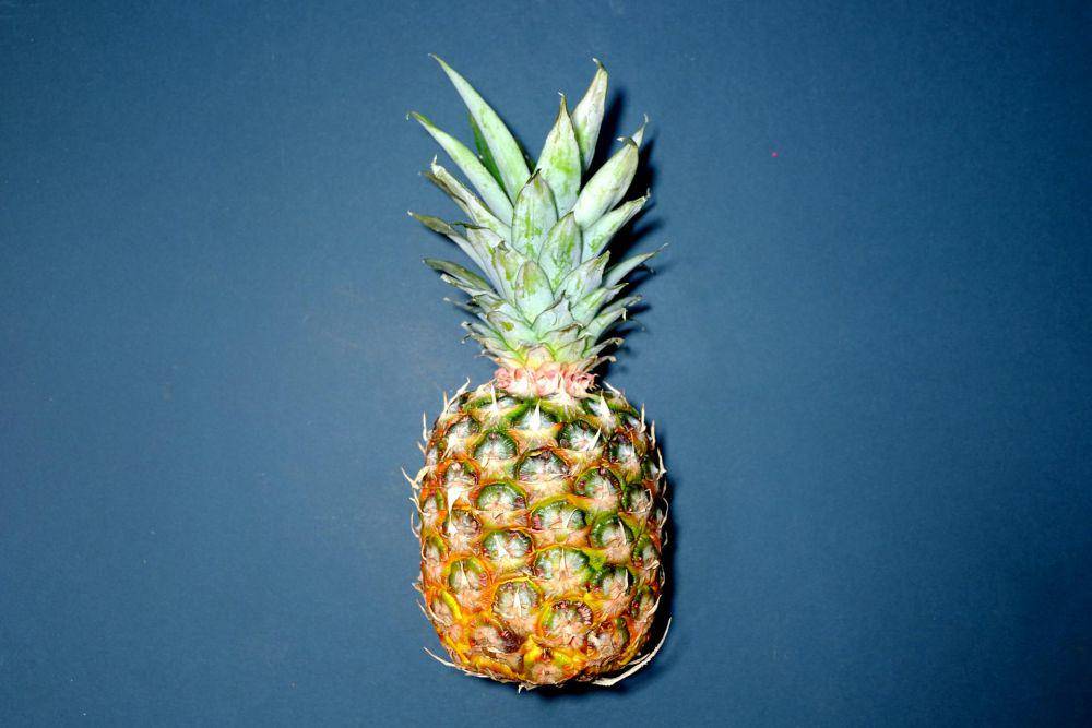 ilustrasi buah nanas (pexels.com/Alizee Marchand)