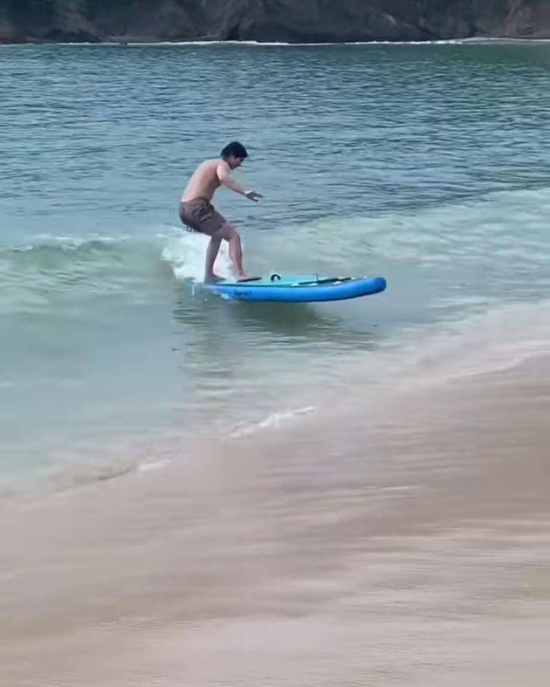 potret Bright Vachirawit liburan di Sumba (instagram.com/boombaboo)