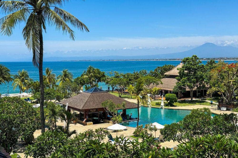 Suasana Discovery Kartika Plaza yang teduh dan nyaman (Instagram.com/@discoverykartikaplaza)