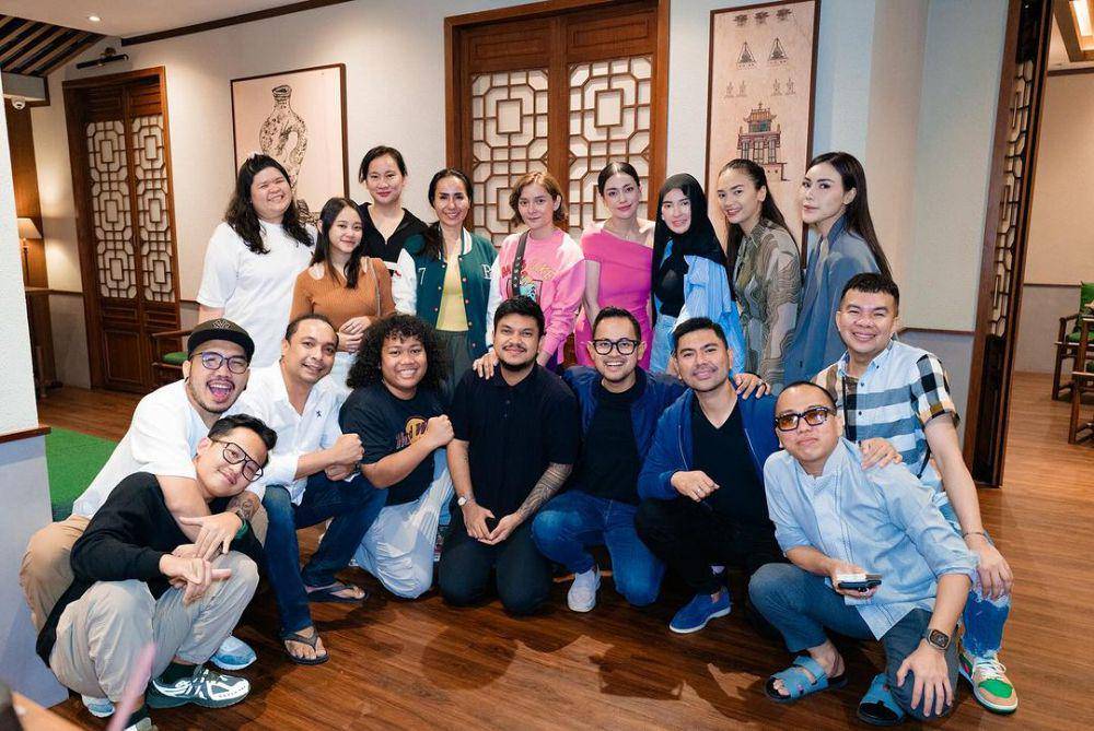 Kejutan Ultah Celine (Instagram.com/violenziajean)