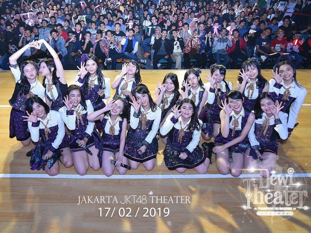 Member JKT48 (x.com/officialjkt48)