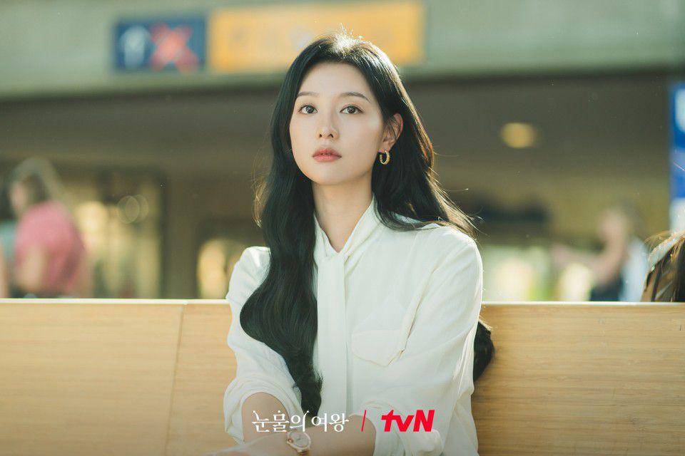 Kim Ji Won di Queen of Tears (dok. tvN/Queen of Tears)