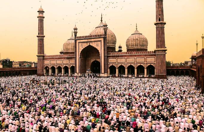 ilustrasi sholat ied (pexels.com/chattrapalsingh)
