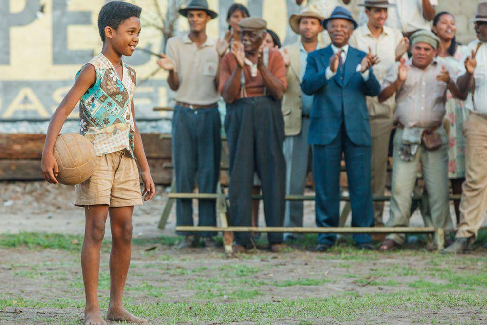 Cuplikan film Pele: Birth of a Legend (dok. IFC Films/Pele: Birth of a Legend)