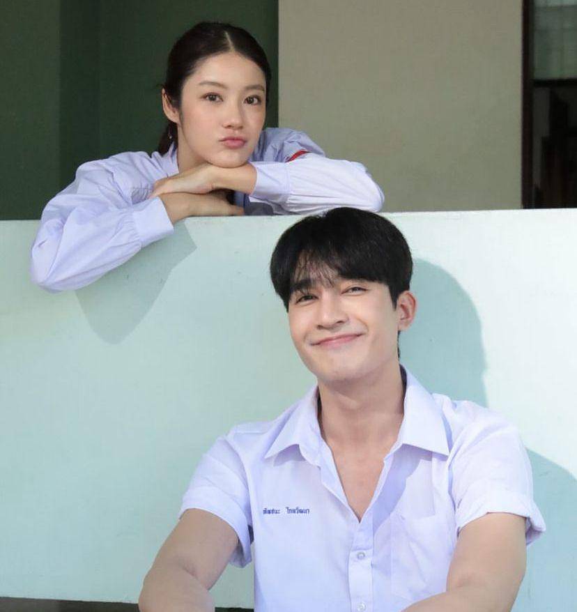 potret keakraban para pemeran drama Ploy's Yearbook (instagram.com/snap25_production)