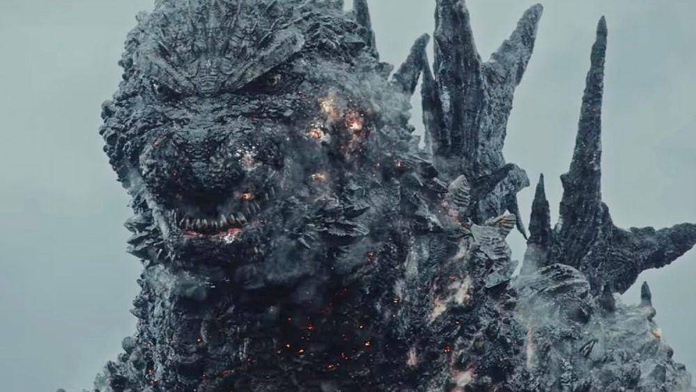 Godzilla meregenerasi wajahnya yang nyaris hancur. (dok. Toho/Godzilla Minus One)