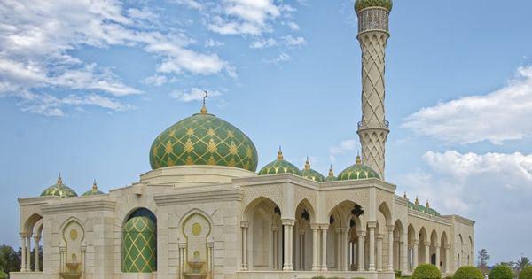 4 Bangunan Masjid Paling Ikonik di Oman, Megah Menawan!