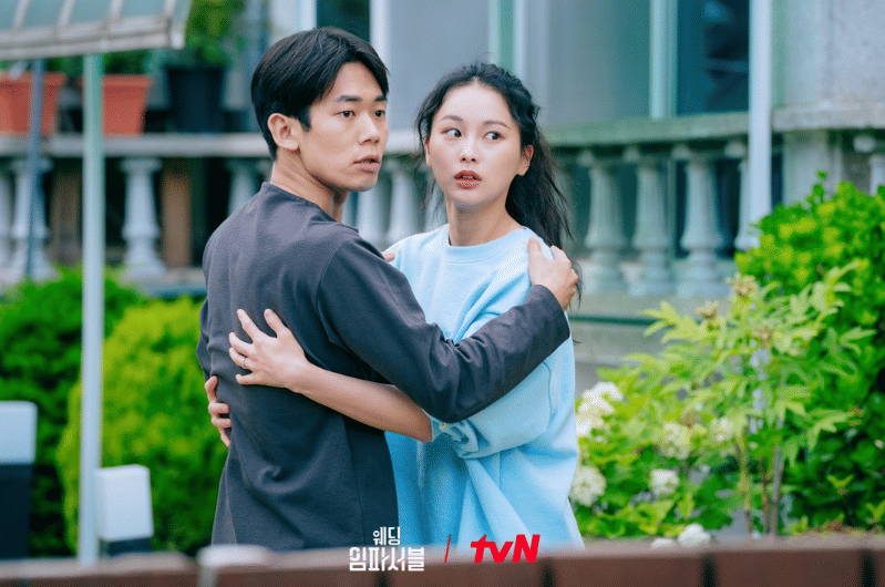 Kim Young Hoon dan Moon Seung You di drama Wedding Impossible (Dok. tvN/Wedding Impossible)