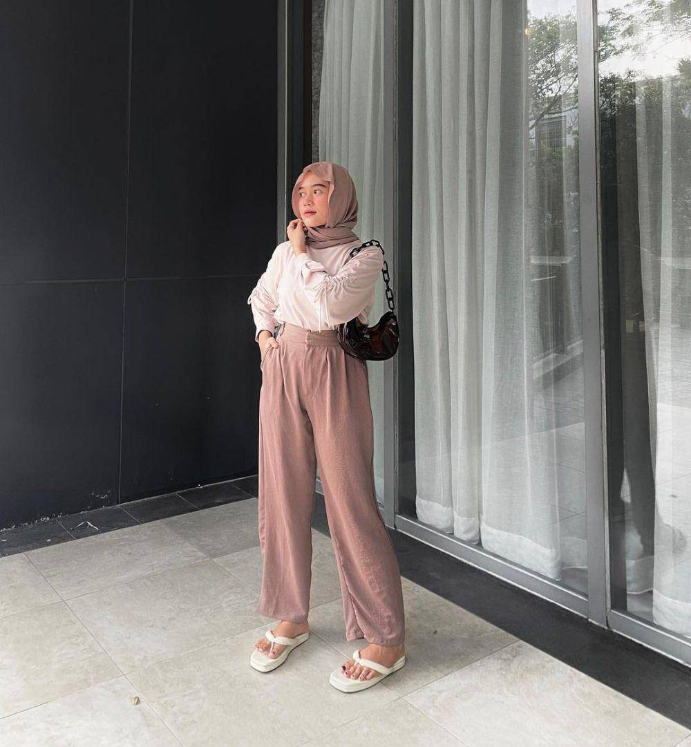 Shella Mutaharoh (instagram.com/shella.mh)