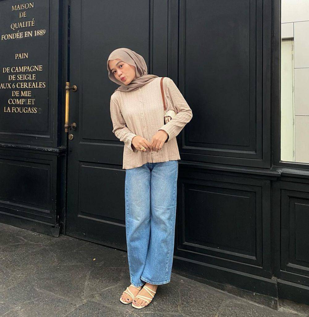 Shella Mutaharoh (instagram.com/shella.mh)