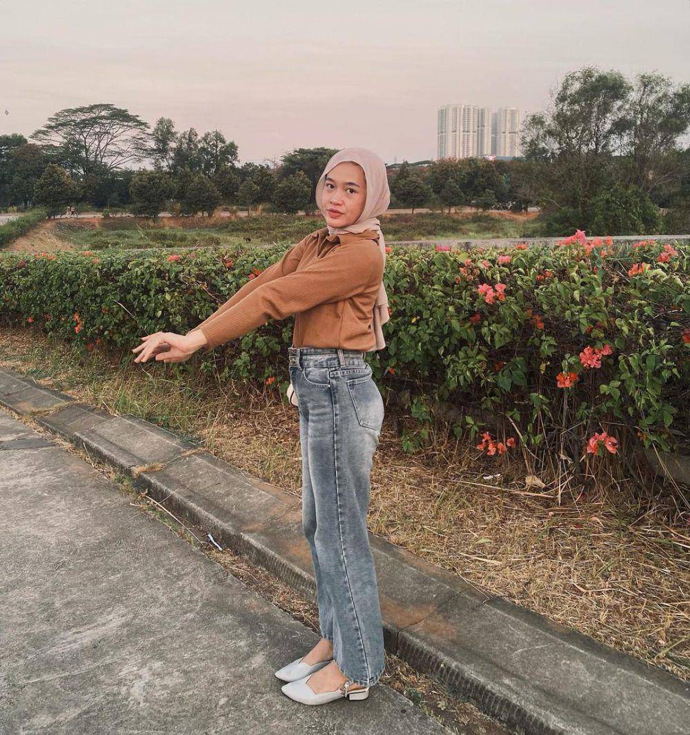 Shella Mutaharoh (instagram.com/shella.mh)